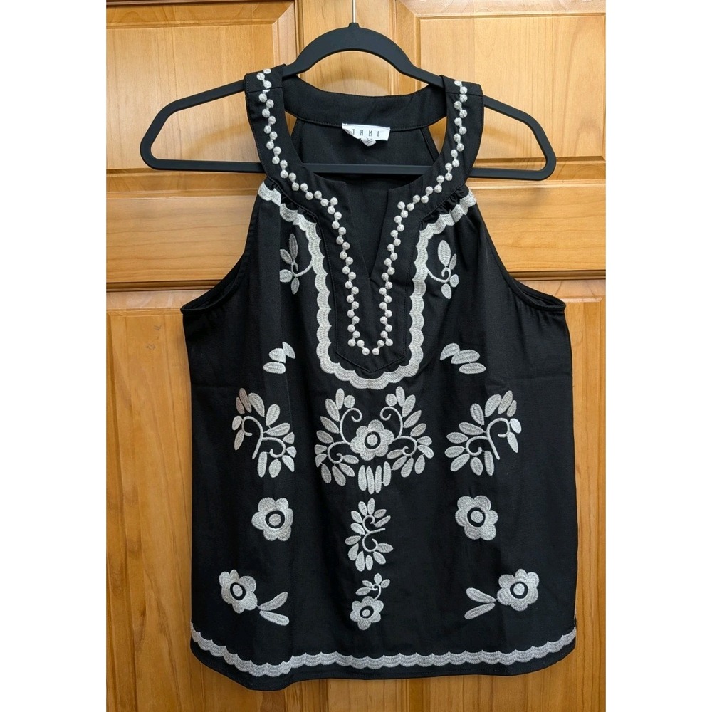 THML Women's Top Large Sleeveless Black Embroidered Blouse Pull Over Summer